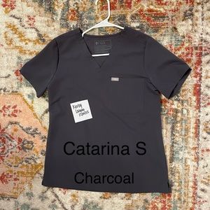 Figs Catarina One Pocket Top in Charcoal